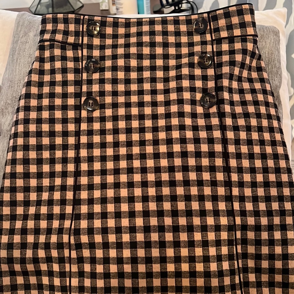 Ann Taylor Petite checkered skirt